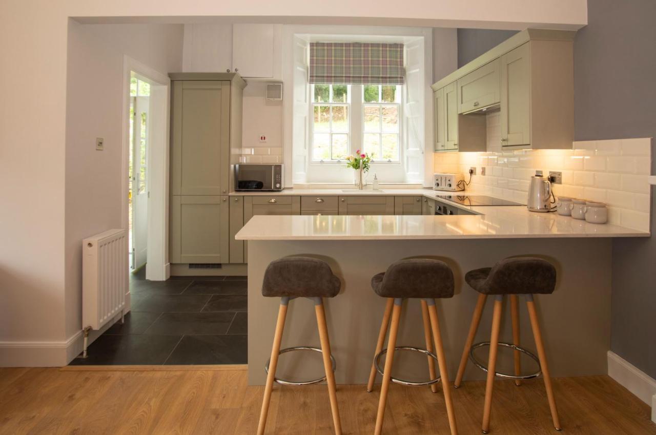 Laundry Cottage: Drumlanrig Castle Thornhill  Exterior photo